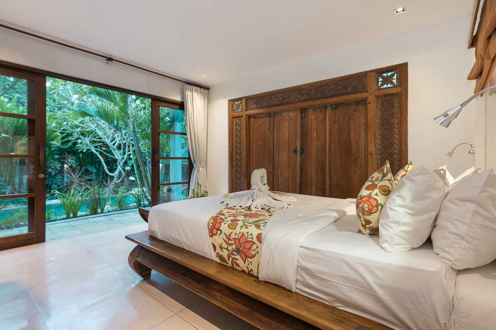 3 Bedroom Villa Near Batu Belig Beach
