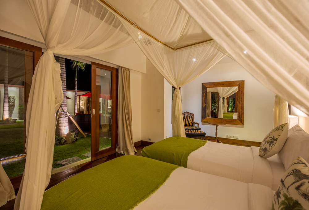 Stunning 6 Bedrooms Tropical Gardens Villa in Umalas