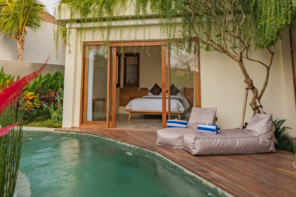 A Tranquil Villa Complex with 4 Private Pool in Canggu