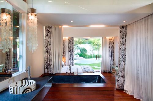 Kiss Villas